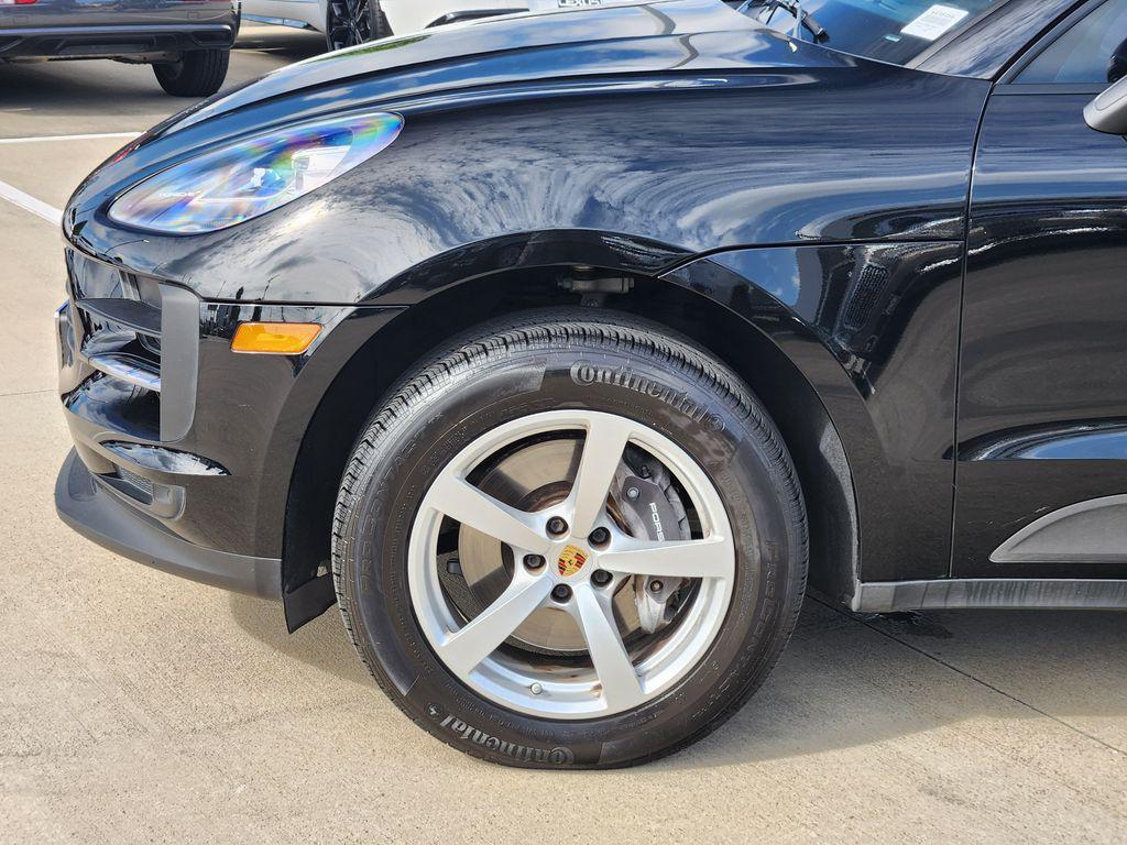 صورة 8 لـ 2021 Porsche MACAN