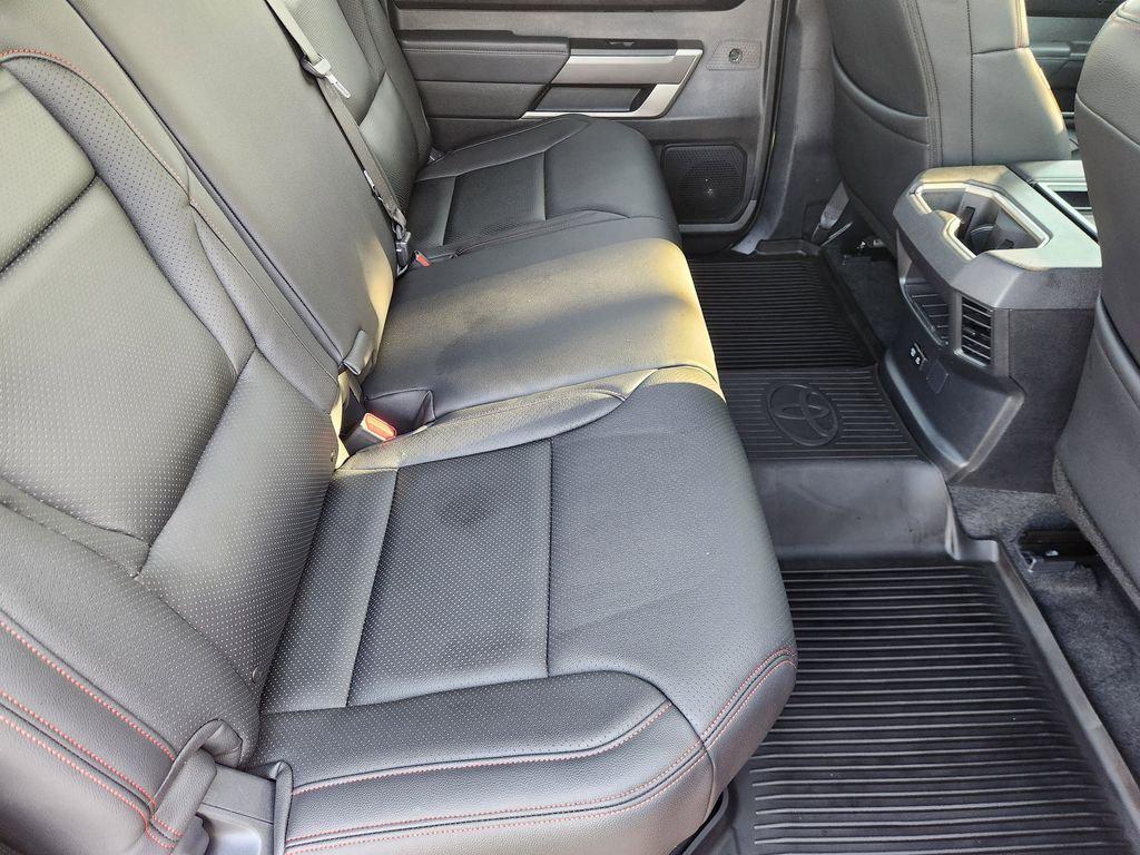 2025 Toyota TUNDRA SR5 缩略图 30