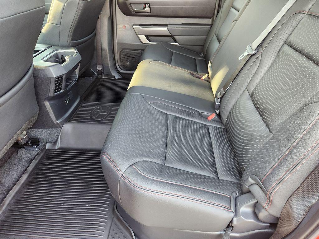 2025 Toyota TUNDRA SR5 缩略图 29