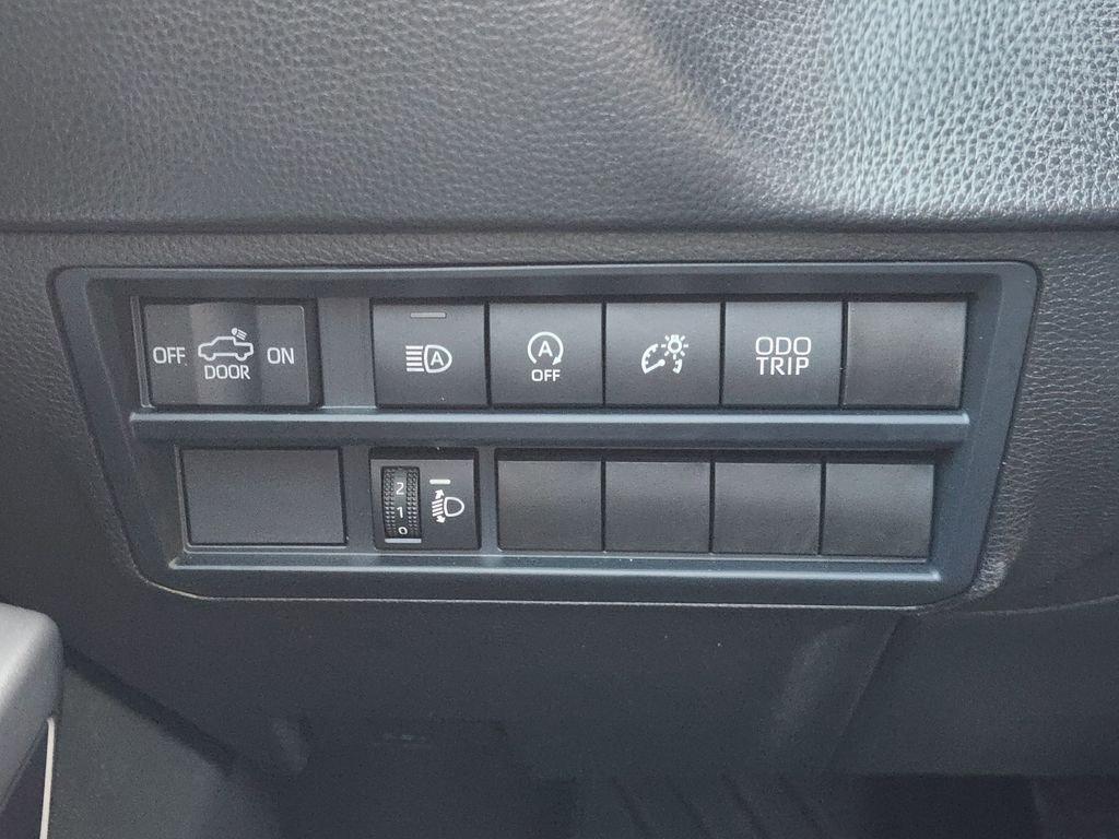 2025 Toyota TUNDRA SR5 缩略图 21