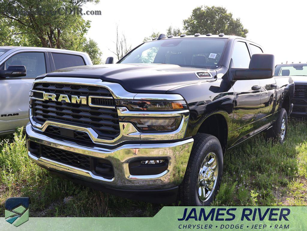 New 2026 RAM 2500 Tradesman Crew Cab 4x4 6'4' Box