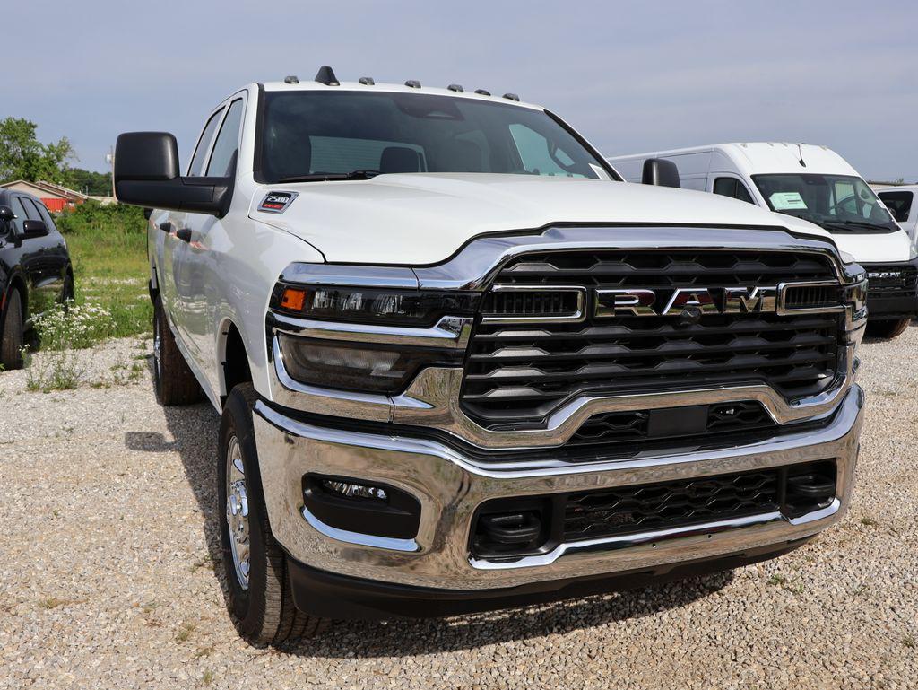 2026 RAM 2500 TRADESMAN CREW CAB 4X4 6'4' BOX — миниатюра 14