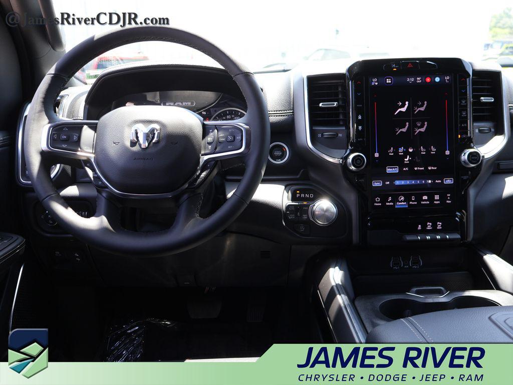صورة مصغرة 18 لـ 2026 RAM 1500 LARAMIE