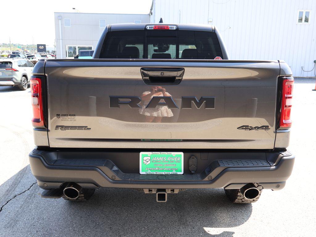 2026 RAM 1500 REBEL — фото 4
