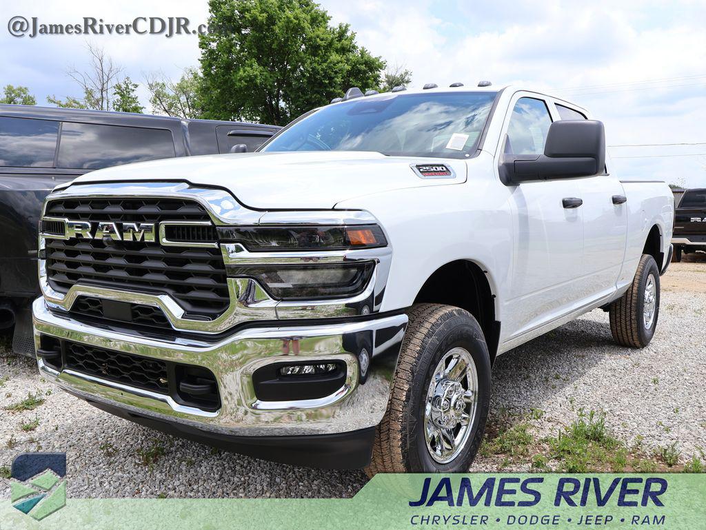 New 2026 RAM 2500 Tradesman Crew Cab 4x4 6'4' Box