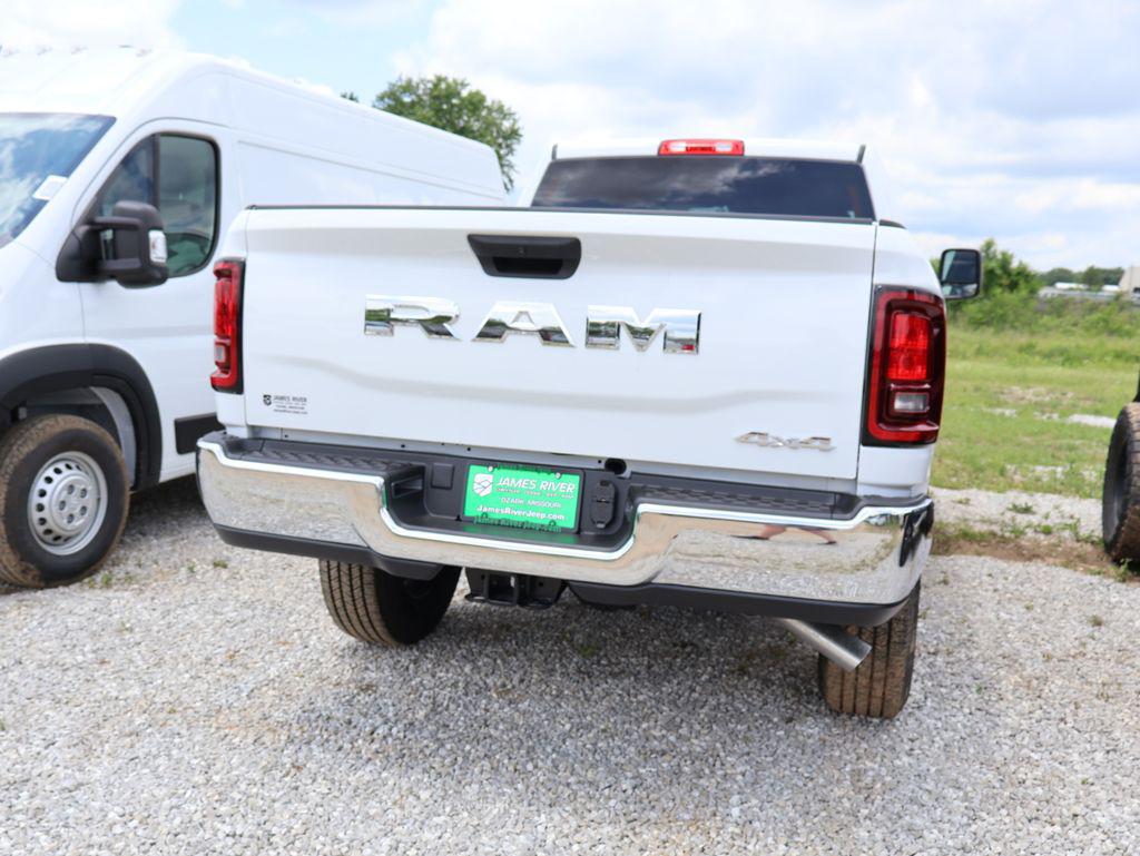 2026 RAM 2500 TRADESMAN CREW CAB 4X4 6'4' BOX thumbnail 14