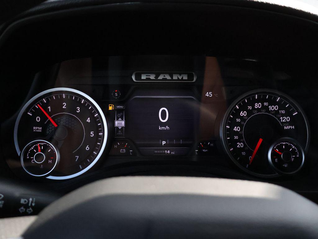 صورة مصغرة 28 لـ 2026 RAM 1500 EXPRESS