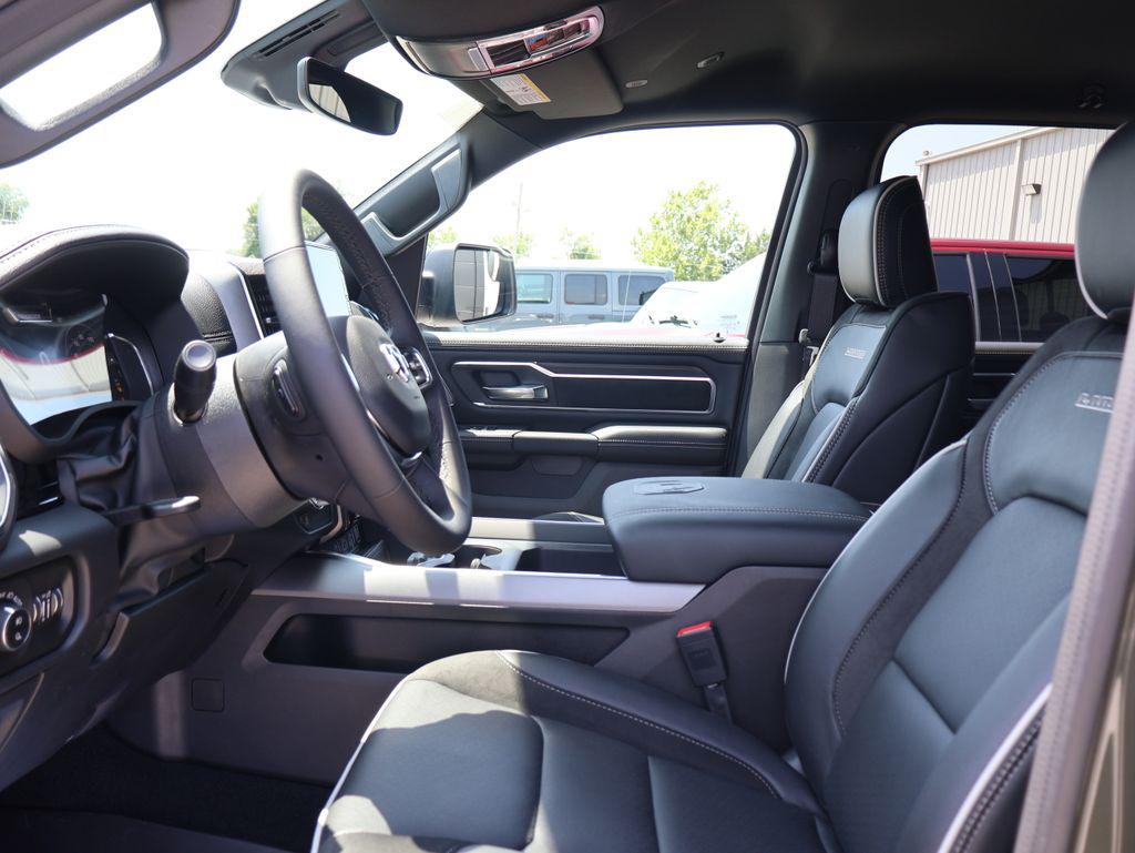 2026 RAM 1500 LARAMIE 缩略图 22