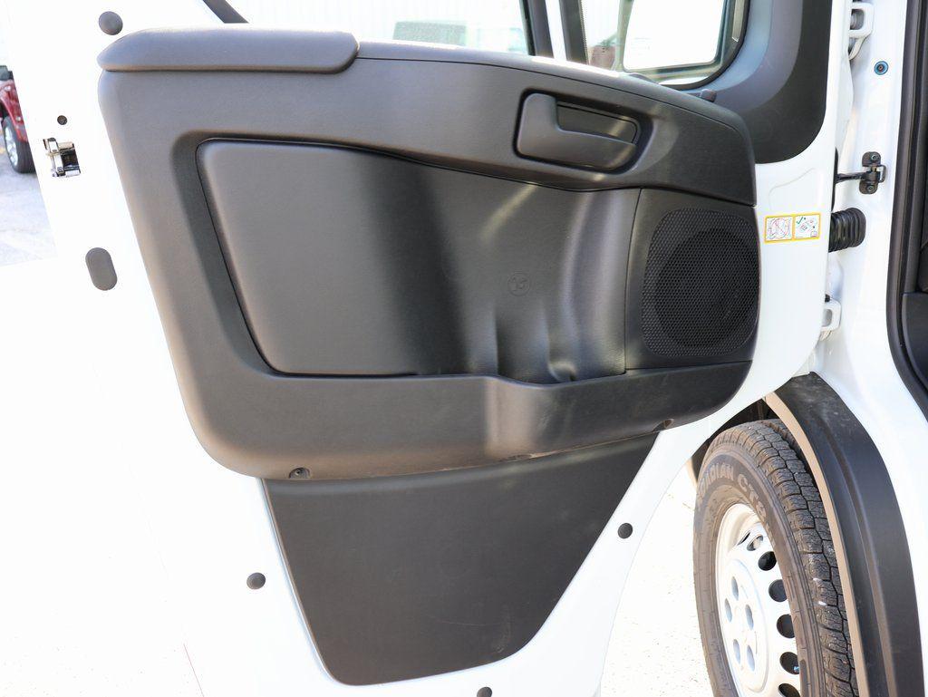 صورة مصغرة 17 لـ 2026 RAM PROMASTER 2500 TRADESMAN