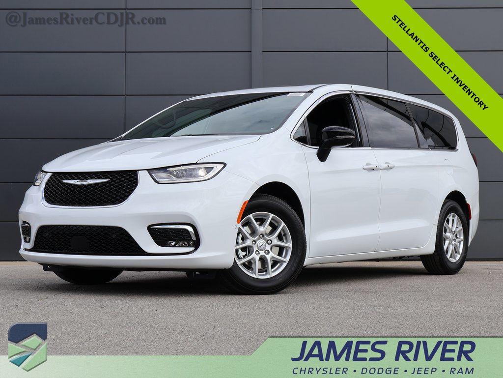 New 2026 Chrysler Pacifica L