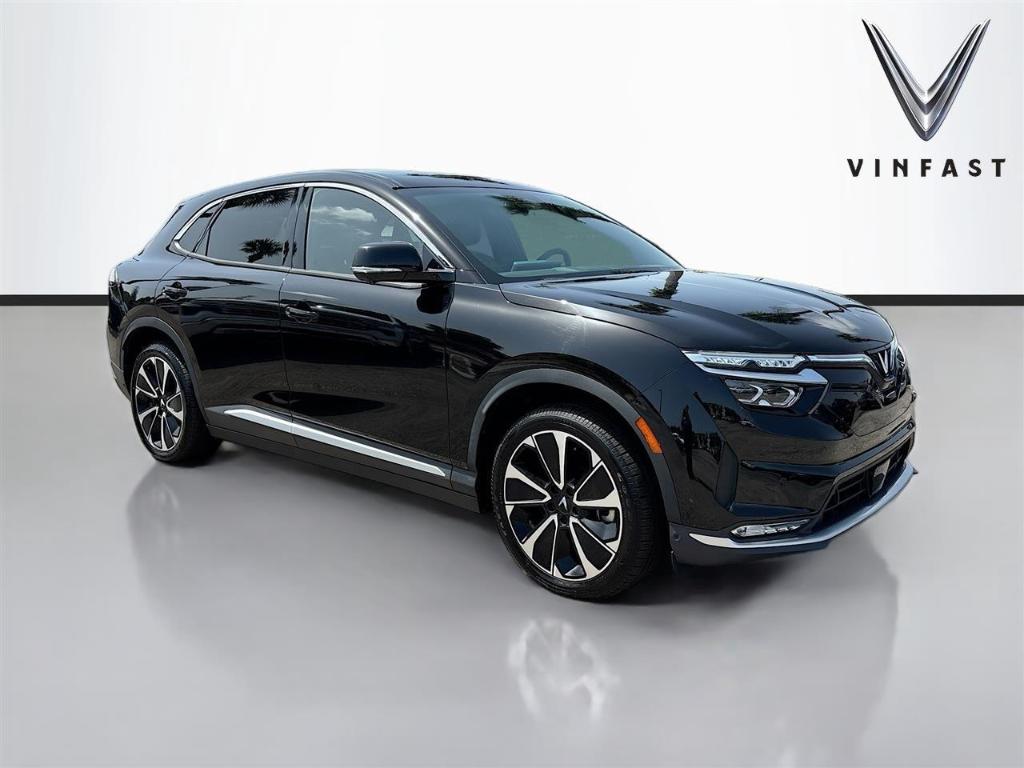 New 2025 VinFast VF 8 Plus