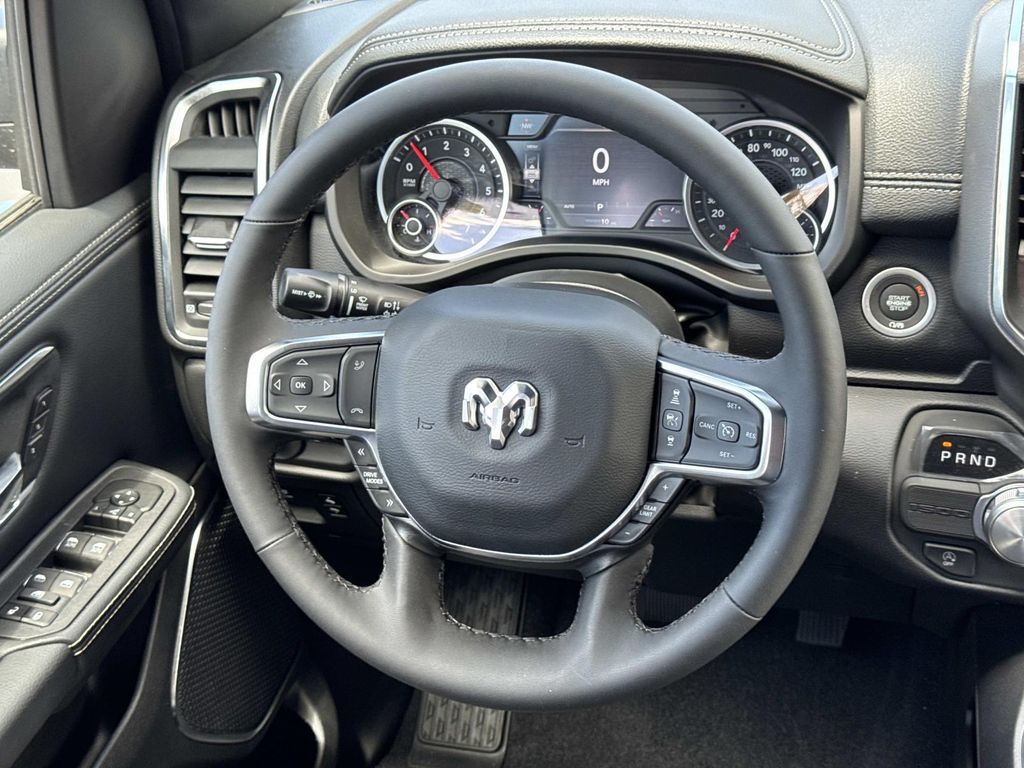 صورة 7 لـ 2026 RAM 1500 LARAMIE