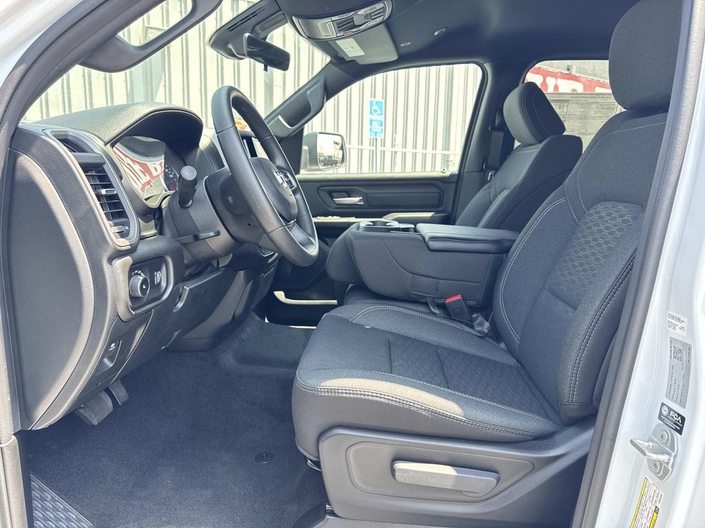 2026 RAM 1500 TRADESMAN 缩略图 21