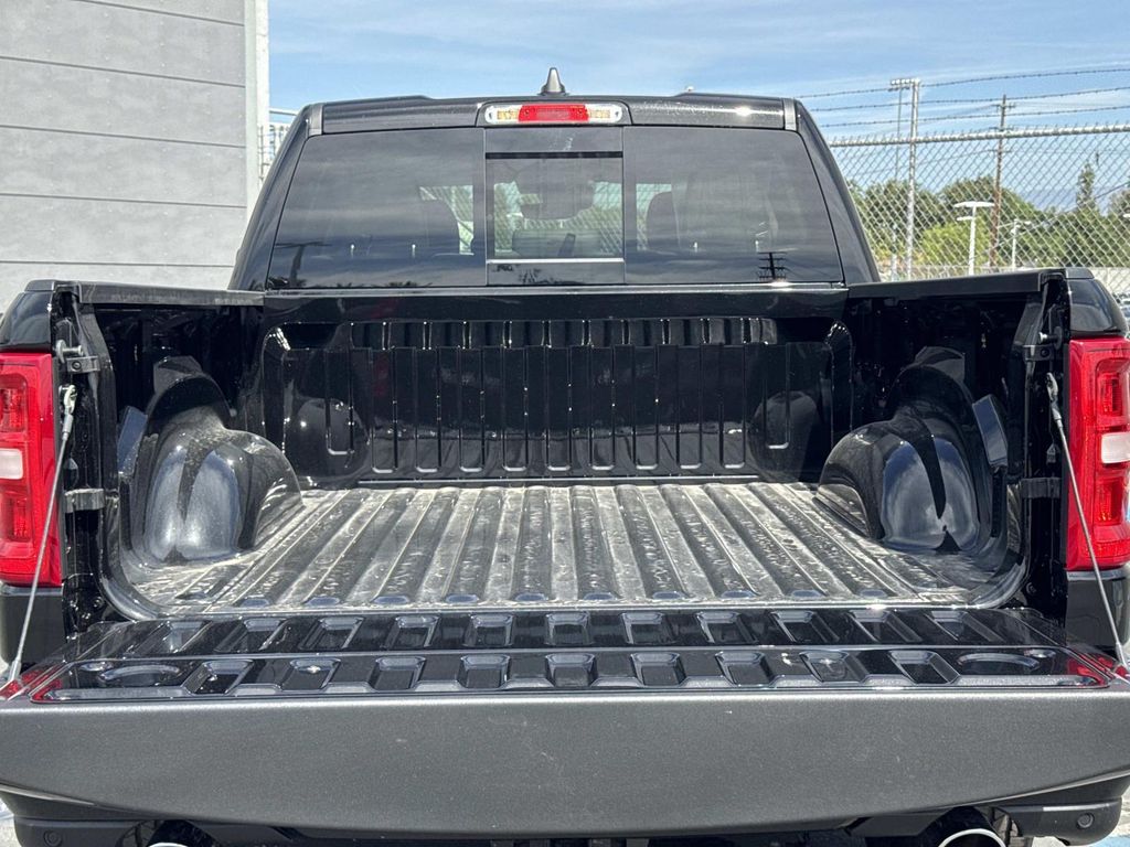 2026 RAM 1500 LARAMIE — миниатюра 28