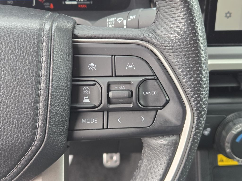 صورة مصغرة 17 لـ 2024 Toyota TACOMA TRD SPORT