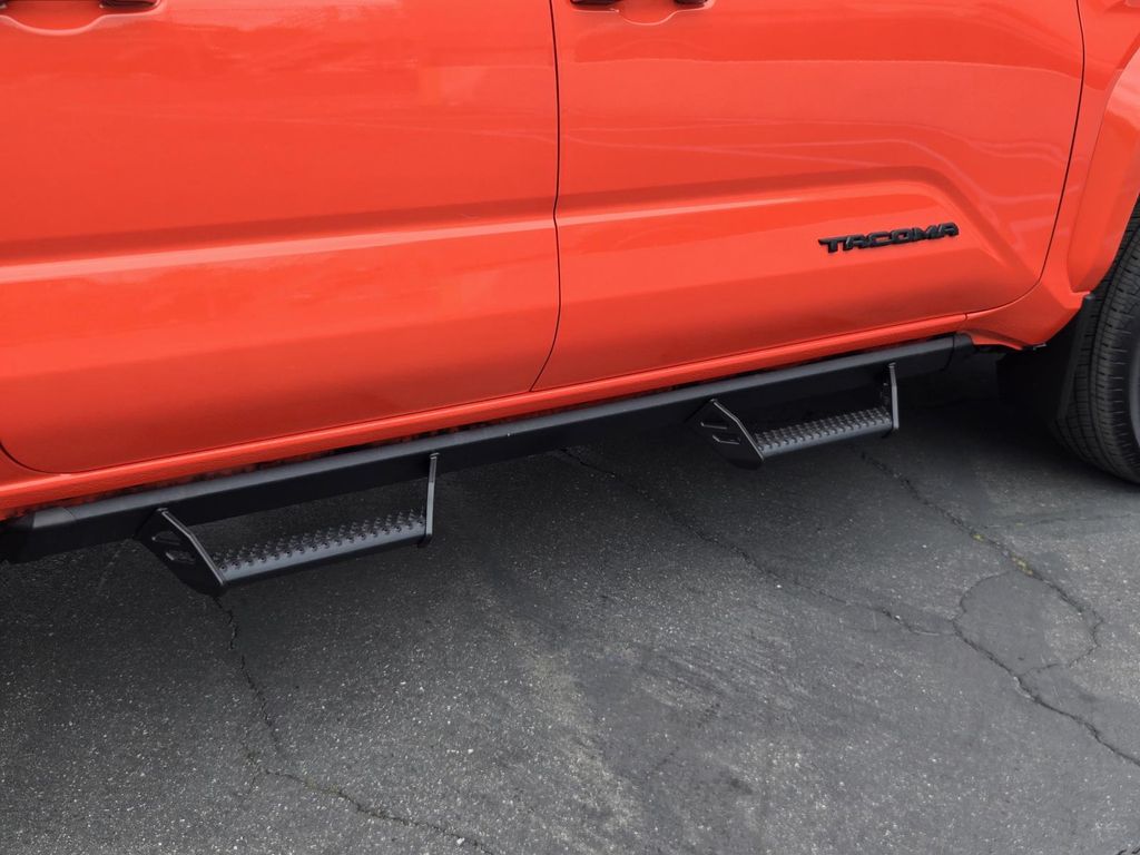 صورة مصغرة 34 لـ 2024 Toyota TACOMA TRD SPORT