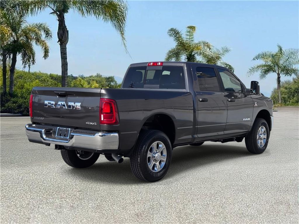 2025 RAM 2500 BIG HORN CREW CAB 4X4 6'4' BOX — фото 4