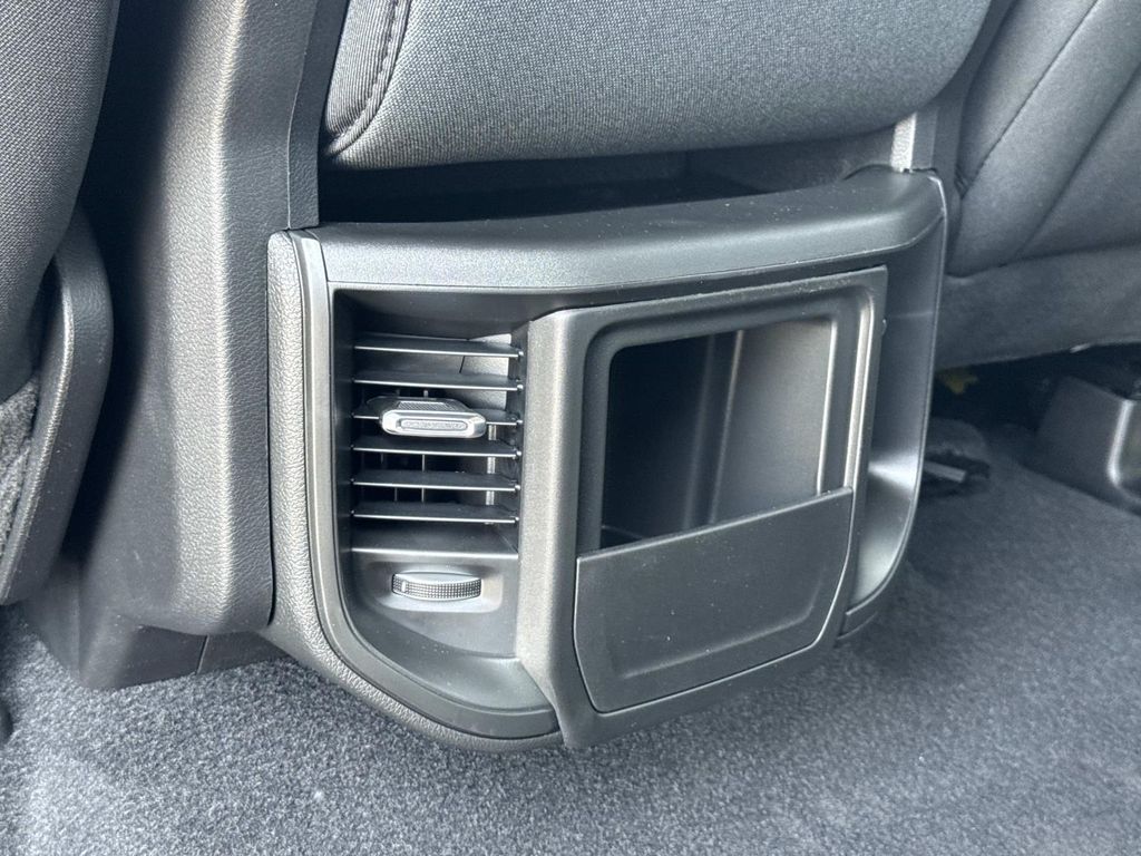 صورة مصغرة 26 لـ 2026 RAM 1500 TRADESMAN