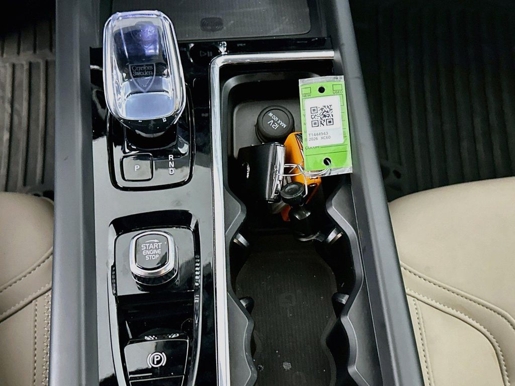 صورة مصغرة 21 لـ 2026 Volvo XC60 PLUS