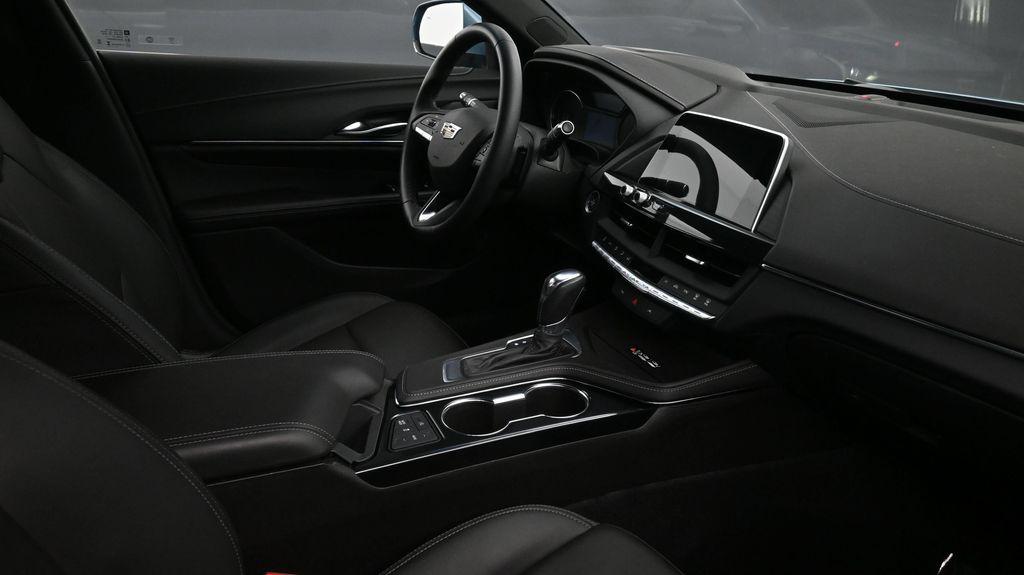 2023 Cadillac CT4 LUXURY — миниатюра 11