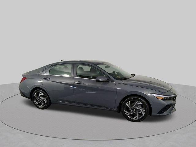 New 2026 Hyundai ELANTRA HEV Limited