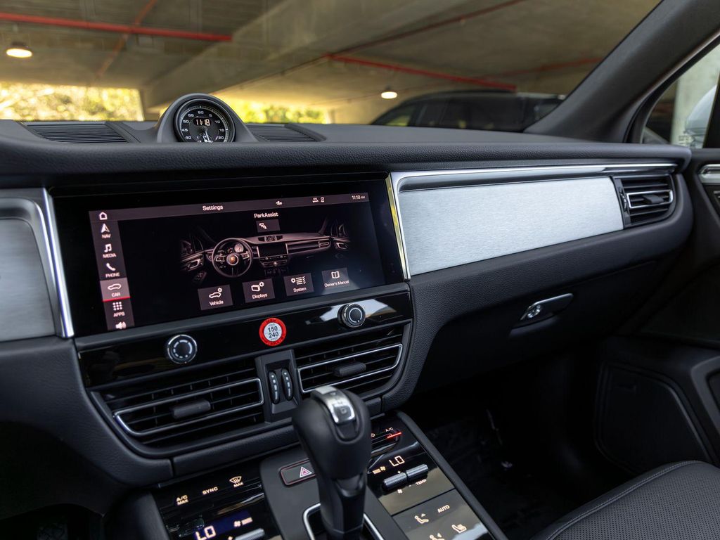 صورة مصغرة 38 لـ 2026 Porsche MACAN