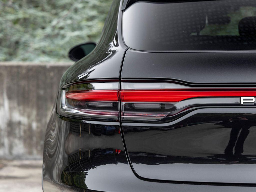2026 Porsche MACAN — миниатюра 20