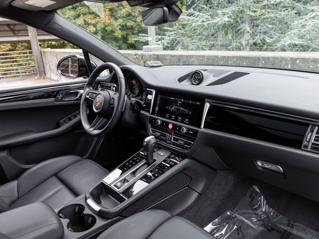 2026 Porsche MACAN — миниатюра 58
