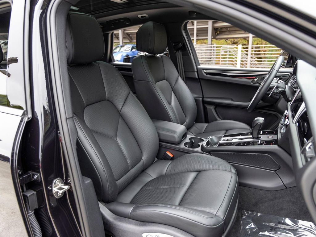 2026 Porsche MACAN — миниатюра 63