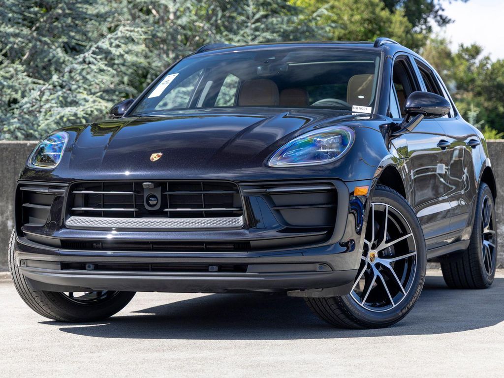 New 2026 Porsche Macan Macan