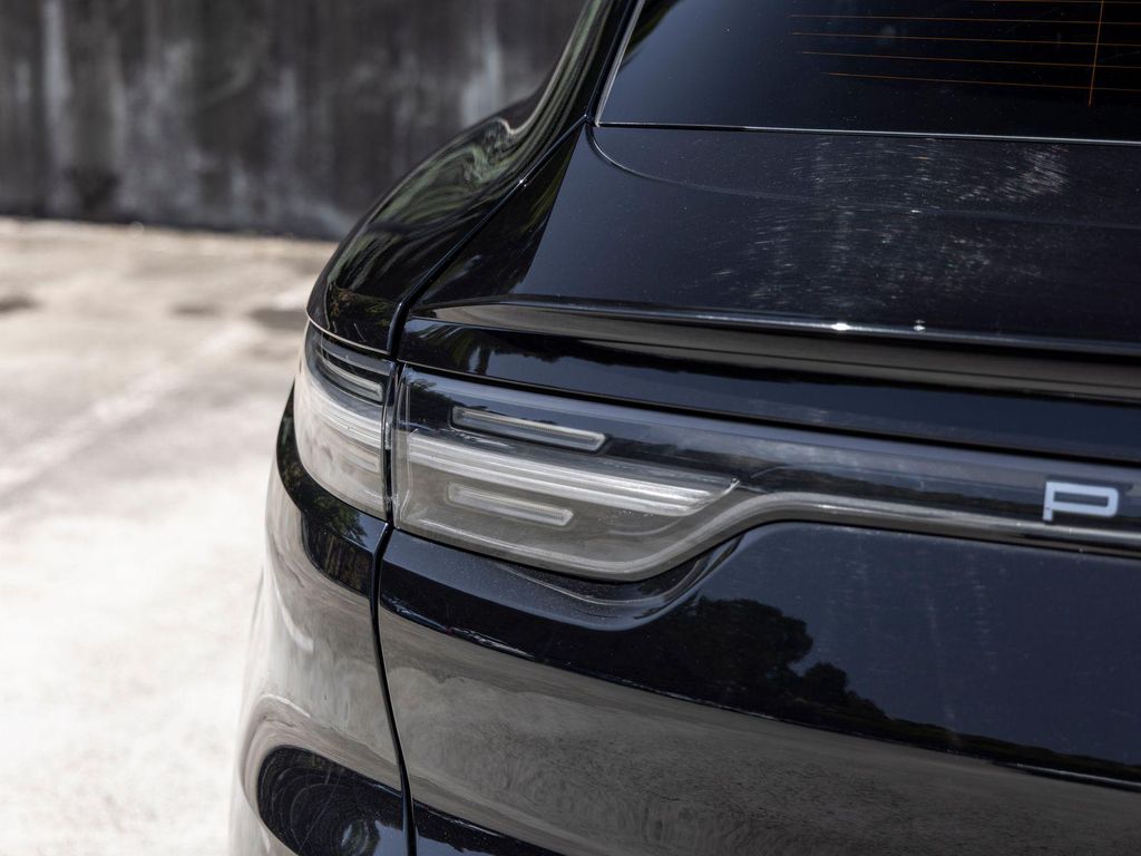 2022 Porsche CAYENNE CAYENNE TURBO S E-HYBRID — миниатюра 19