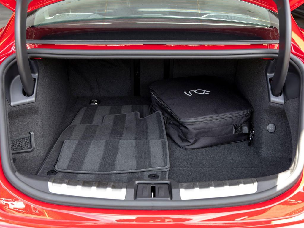 2024 Porsche TAYCAN TURBO 缩略图 44