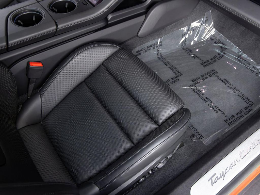 2024 Porsche TAYCAN TURBO 缩略图 50