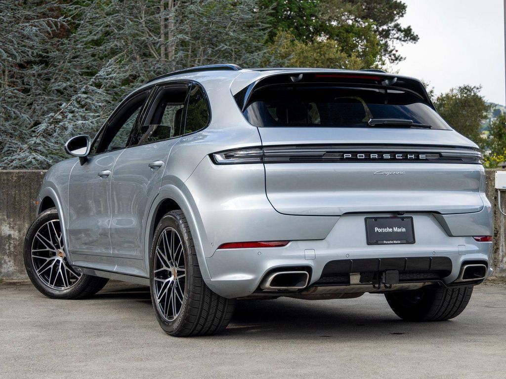 PORSCHE CAYENNE - 3