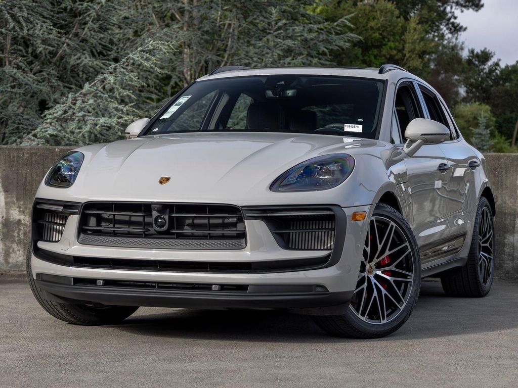 New 2026 Porsche Macan Macan