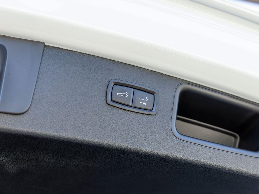 صورة مصغرة 55 لـ 2026 Porsche MACAN