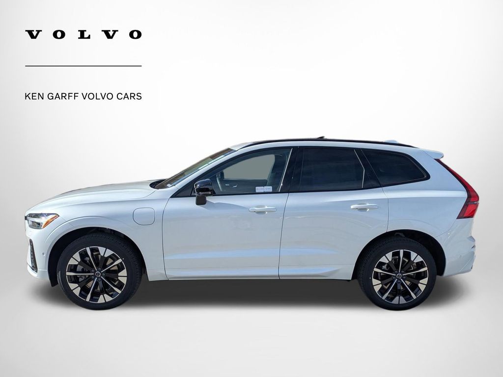 صورة 6 لـ 2026 Volvo XC60 PLUG-IN HYBRID PLUS, T8 AWD ELECTRIC/GASOLINE