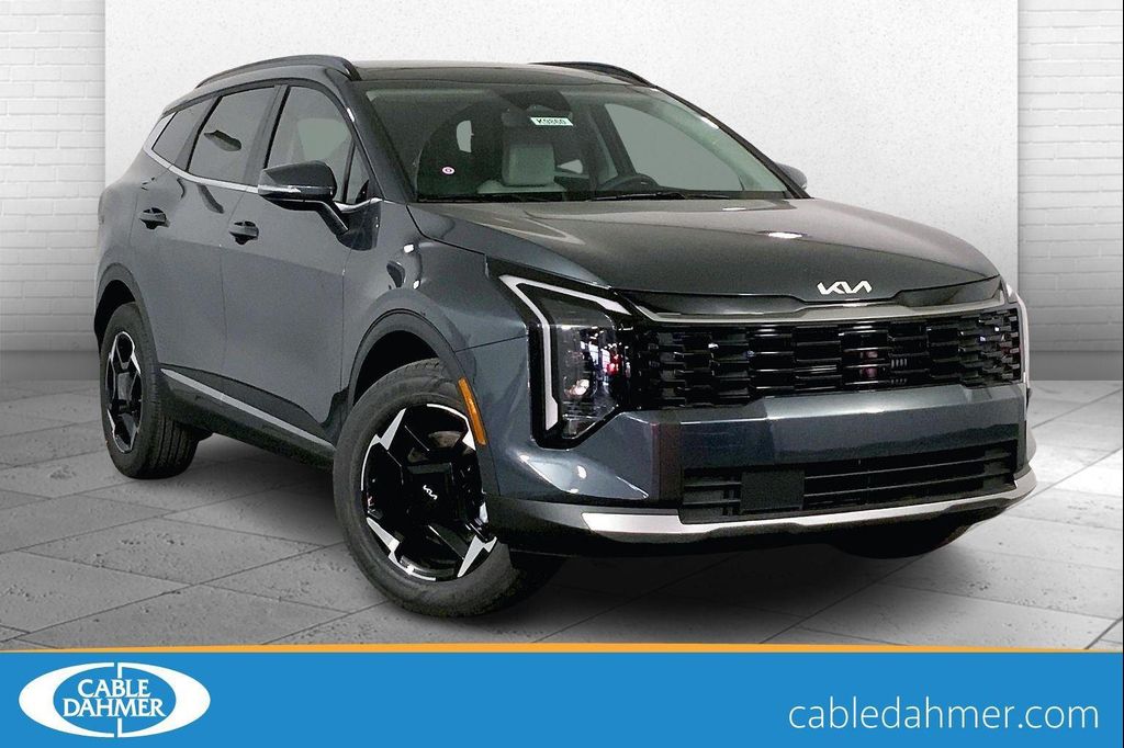 New 2026 Kia Sportage Hybrid EX