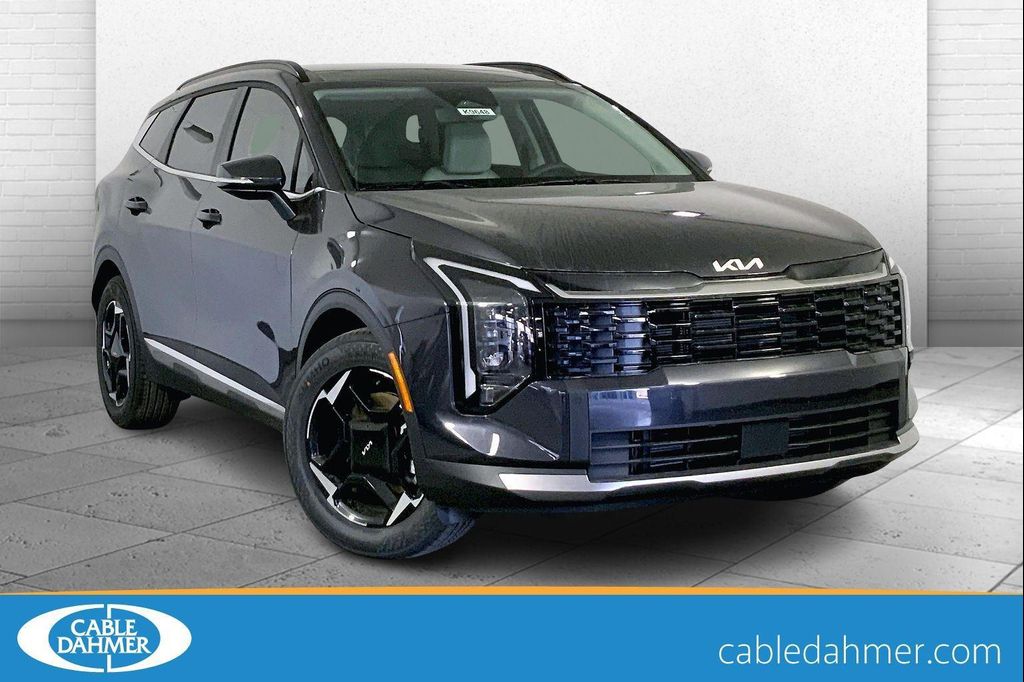 New 2026 Kia Sportage EX