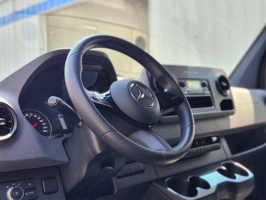 2025 Mercedes-BENZ OTHERS 缩略图 17