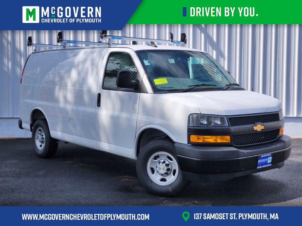 New 2026 Chevrolet Express 2500 LT