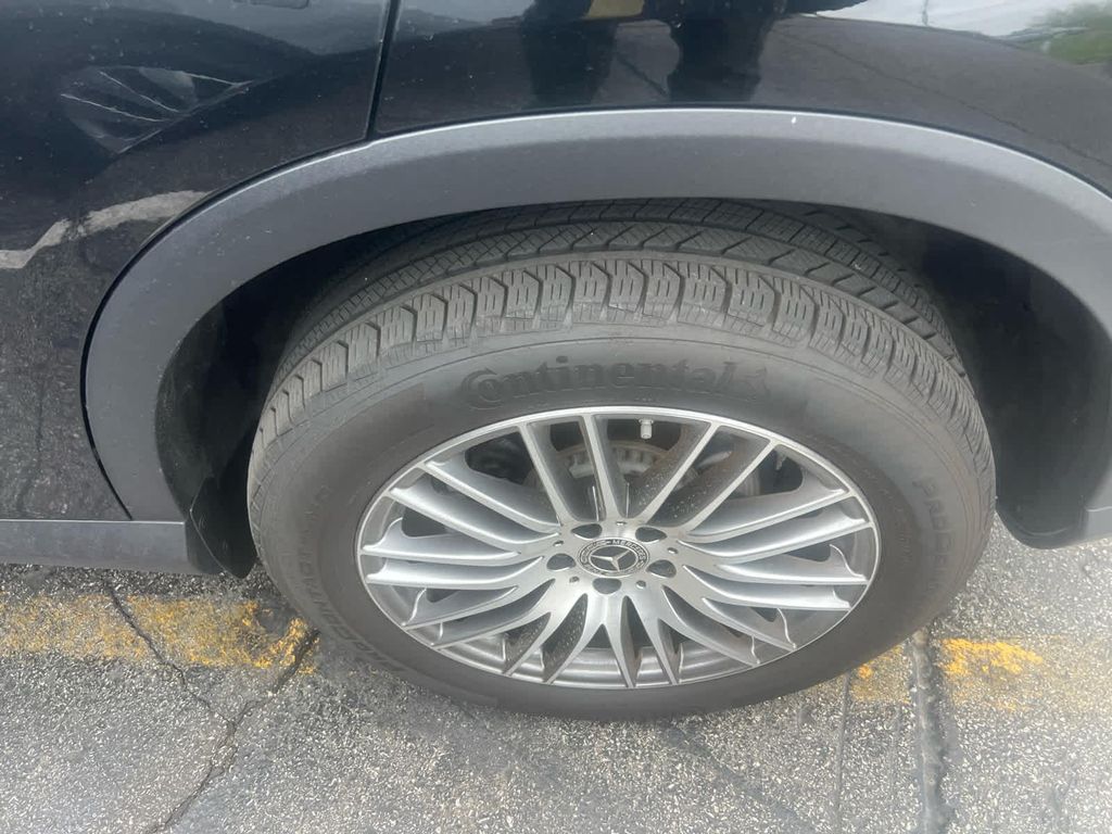 MERCEDES-BENZ GLC - 6