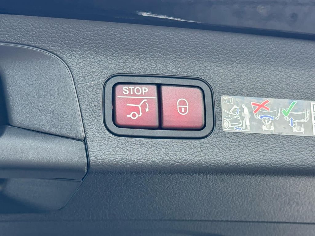 صورة مصغرة 12 لـ 2026 Mercedes-BENZ GLS