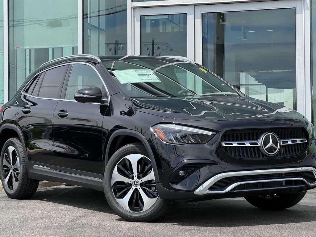New 2026 Mercedes-Benz GLA 250 4MATIC