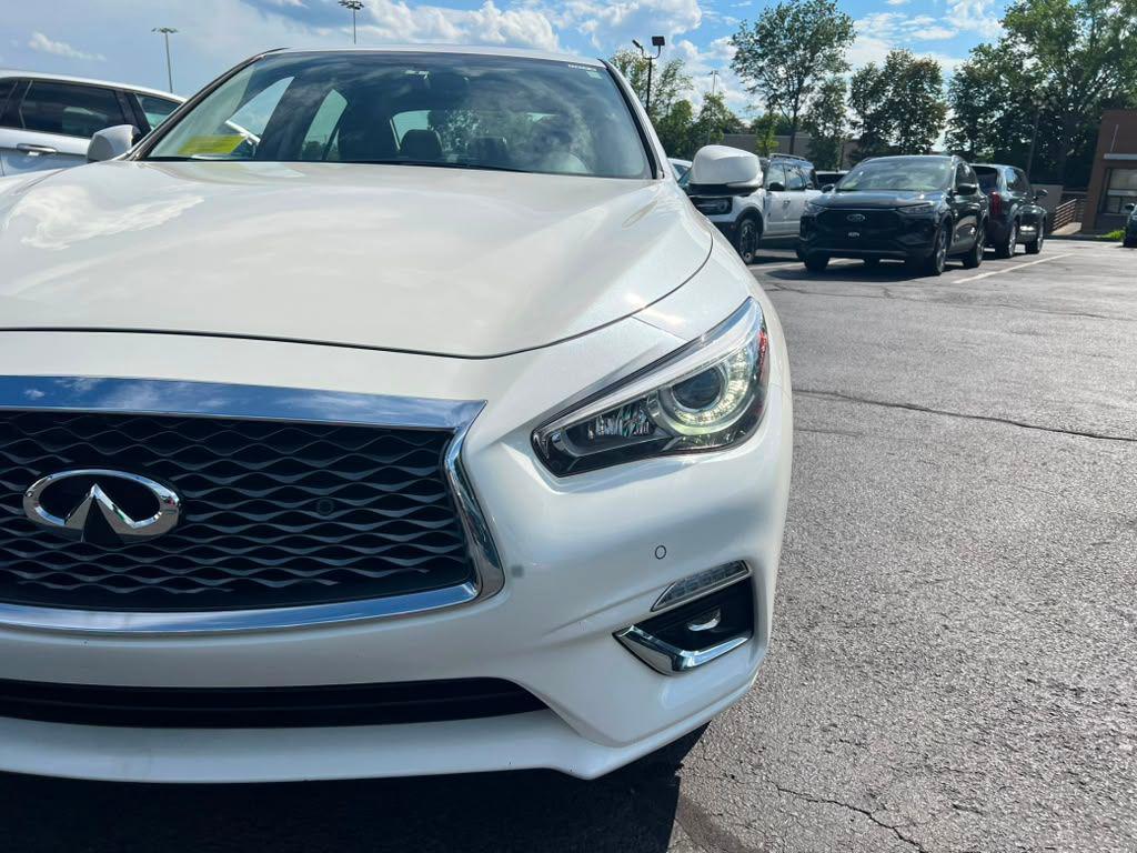 2023 Infiniti Q50 3.0T LUXE — фото 10