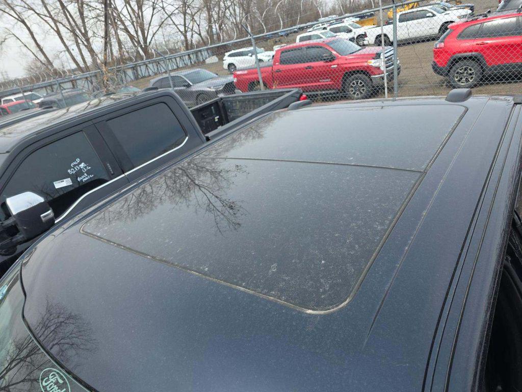FORD F-150 LARIAT - 8