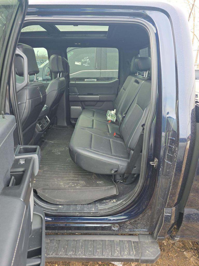 FORD F-150 LARIAT - 3