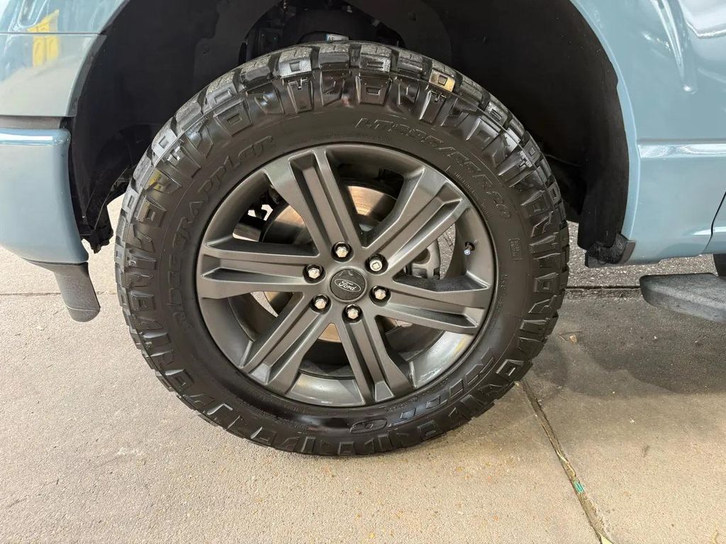 2023 FORD F-150 XLT 照片 9