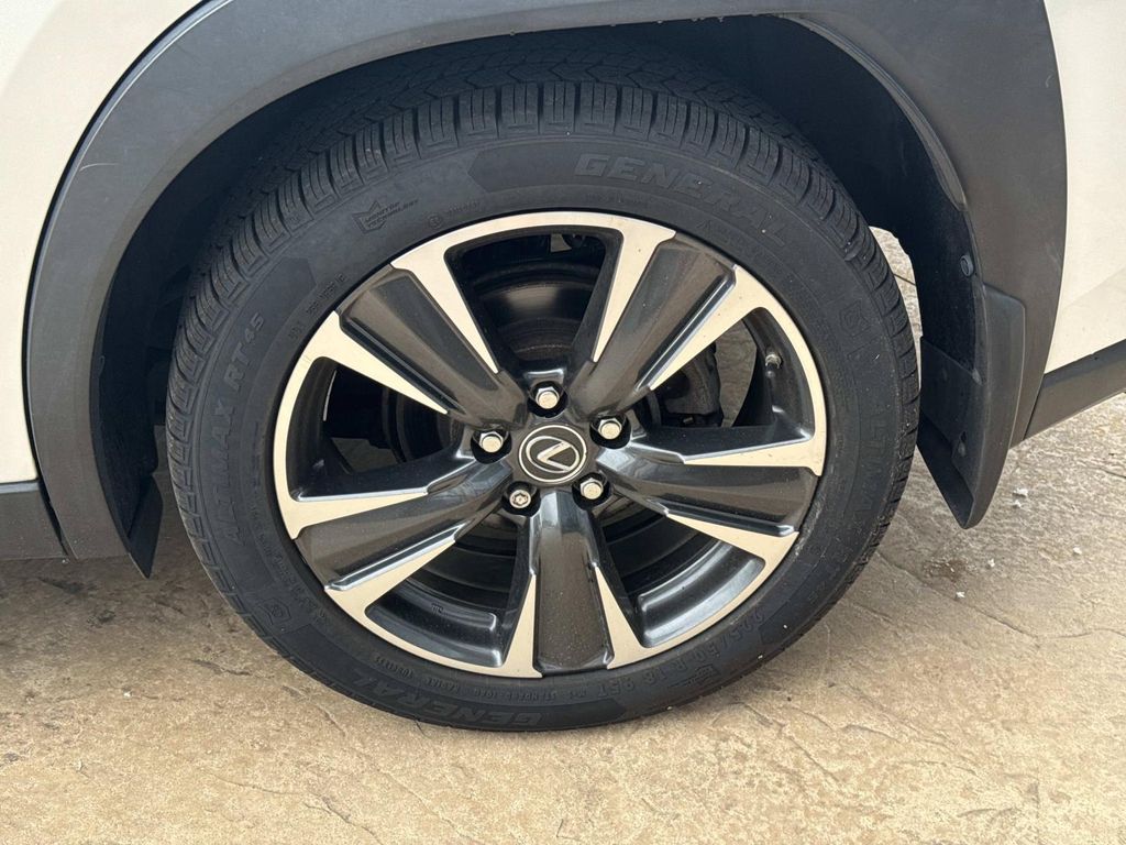 صورة مصغرة 22 لـ 2022 Lexus UX 250H BASE