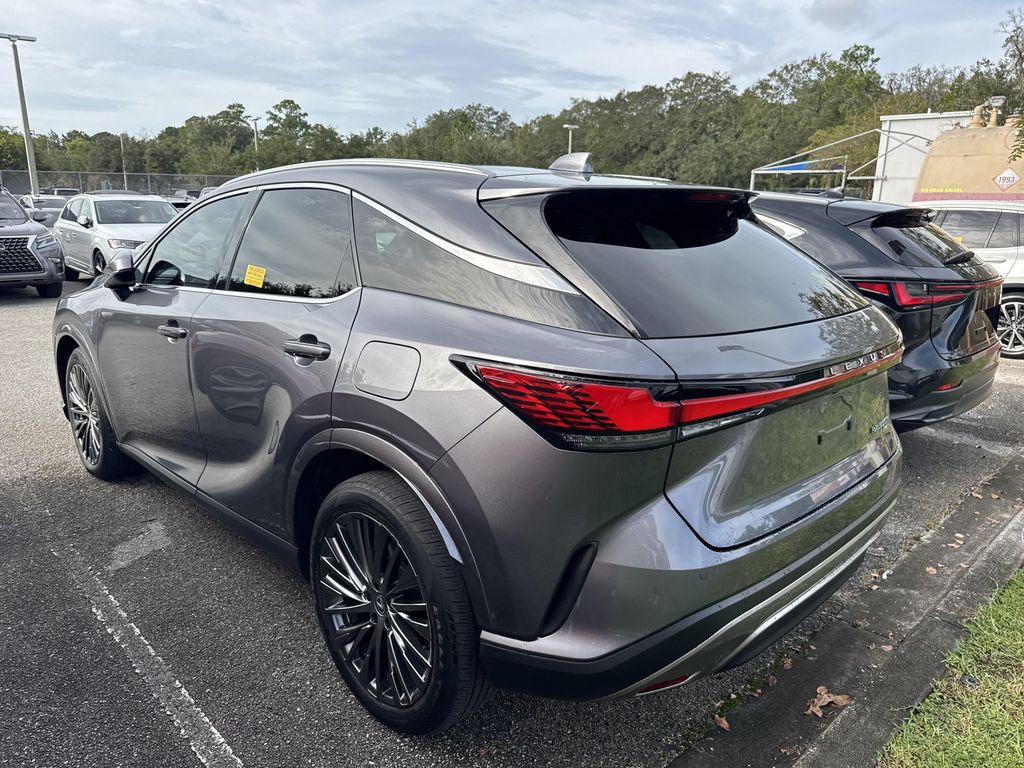 صورة 3 لـ 2023 Lexus RX 350H LUXURY